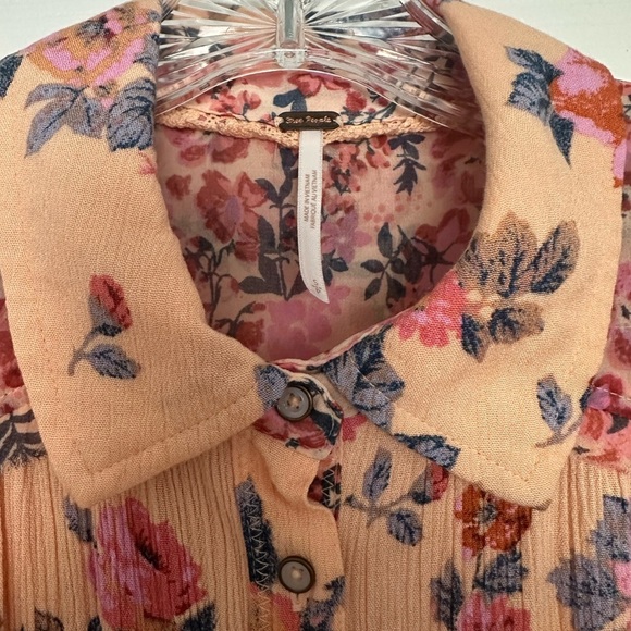 Free People Hold On To Me Floral Blouse - Picture 6 of 7